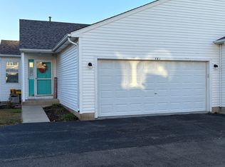 561 Sandy Ct, Harvard, IL 60033