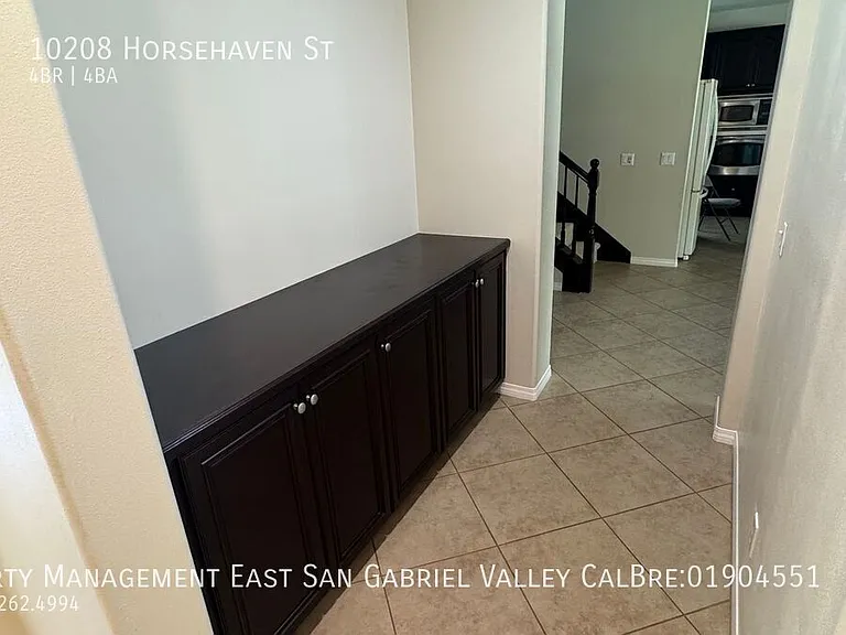 10208 Horsehaven St — Photo 18