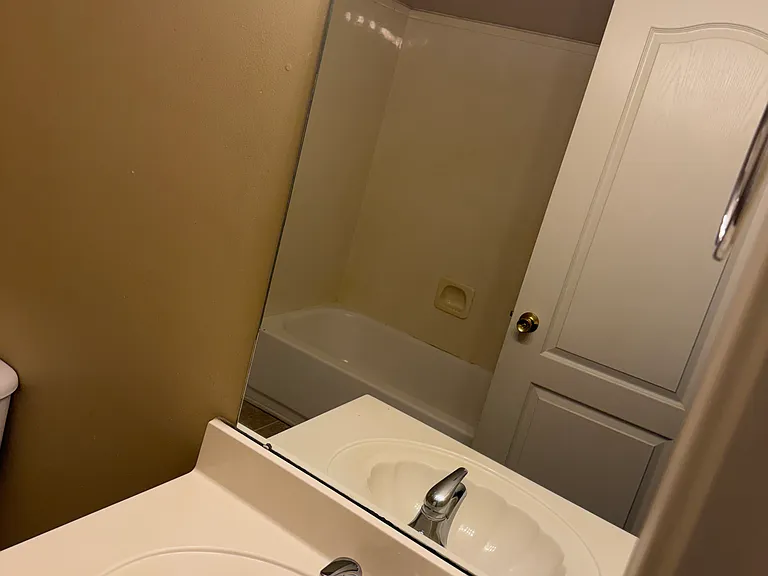 1384 Marhill Cv — Photo 2