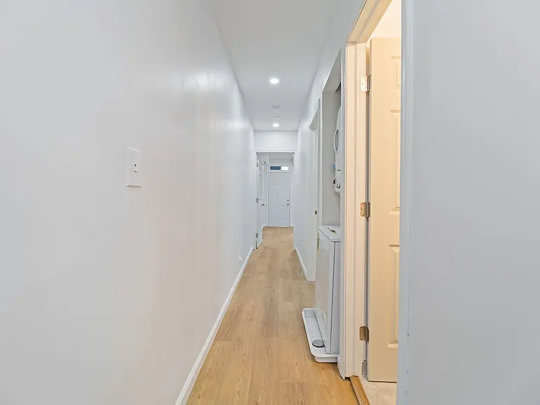 1428 A St SE #2 — Photo 12