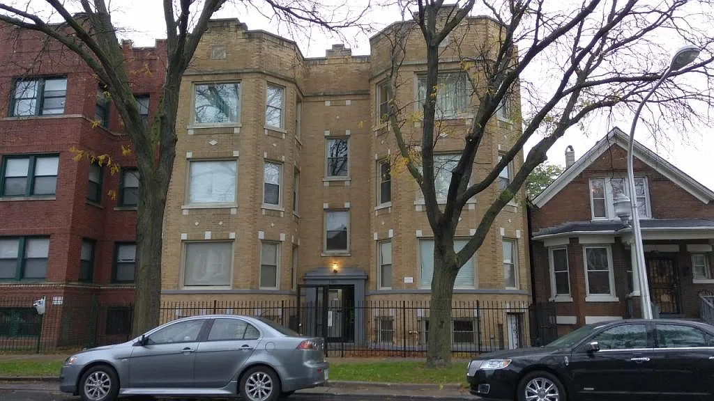 6945 S Dorchester Ave — Photo 1
