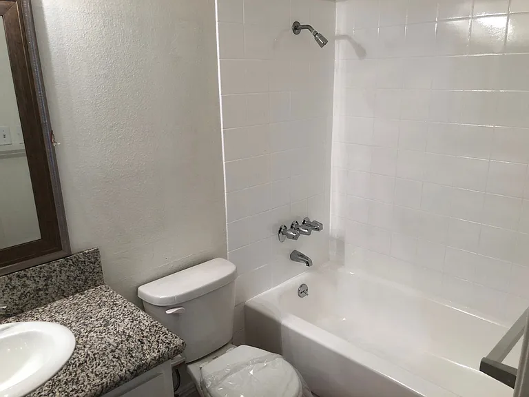 Northridge Place Apartments — Photo 20