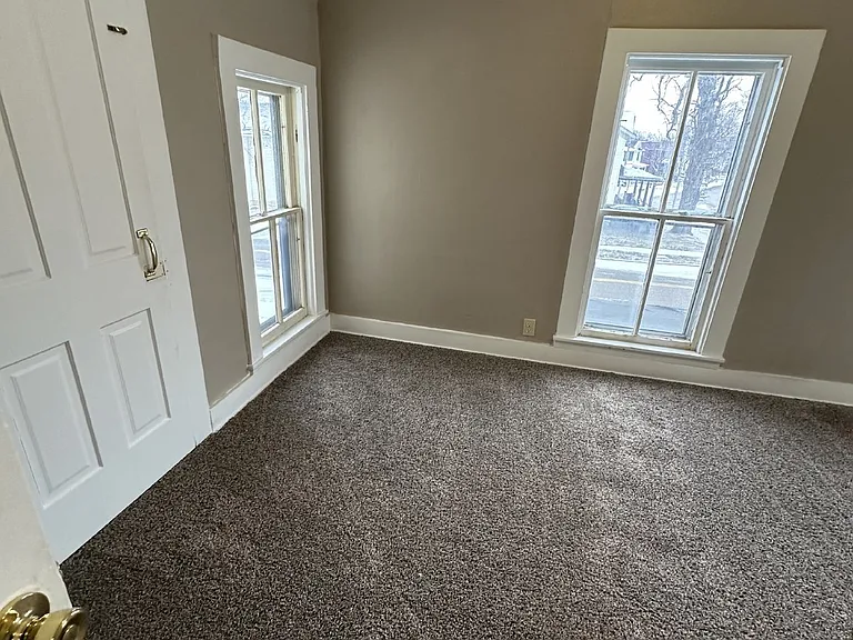 416 Dodge St — Photo 58