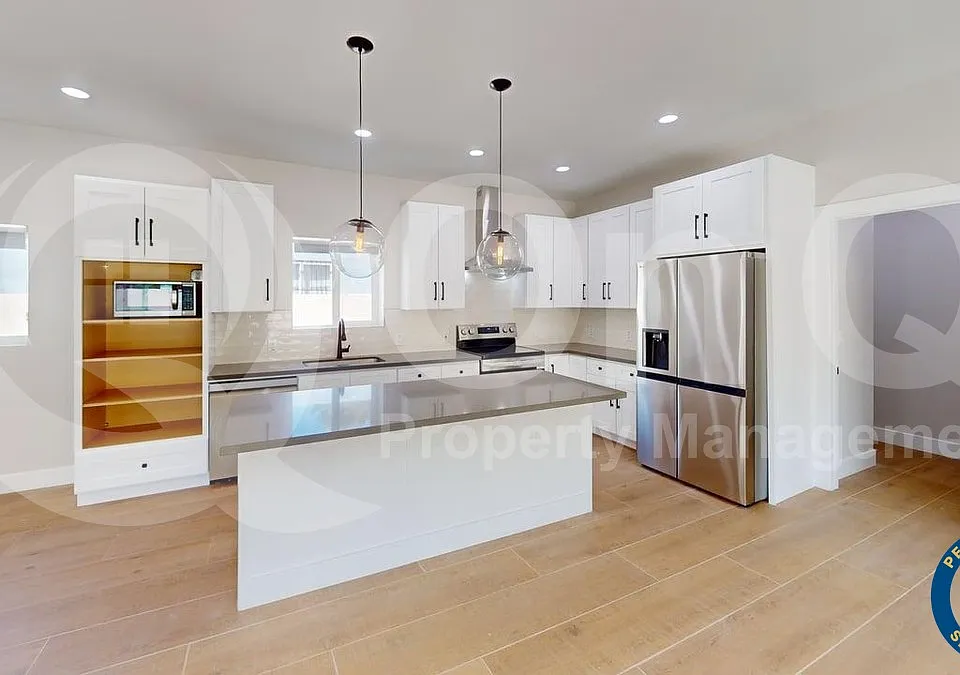 722 N Tucson Blvd