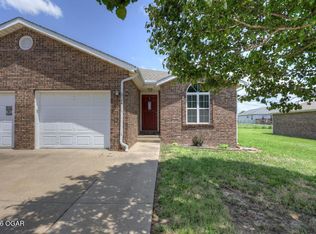 1719 Redbird Dr #A, Webb City, MO 64870