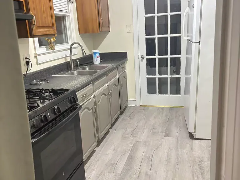506 Chestnut Ave — Photo 2