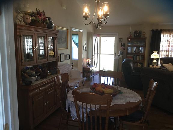 4th image of 33 Oklahoma Ct
