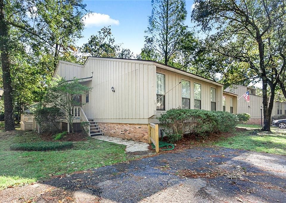 1st image of 665 N Beau Chene Dr APT 14