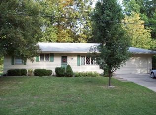 2336 S Rainwater Dr, Decatur, IL 62521