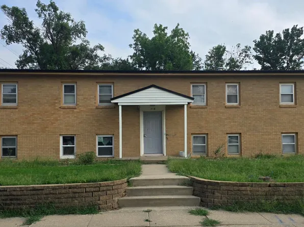 516 SE 6th St APT 3, Abilene, KS 67410