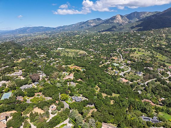 5th image of 1208 Las Alturas Rd