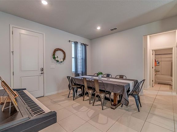 5th image of 6556 Starfish Ave