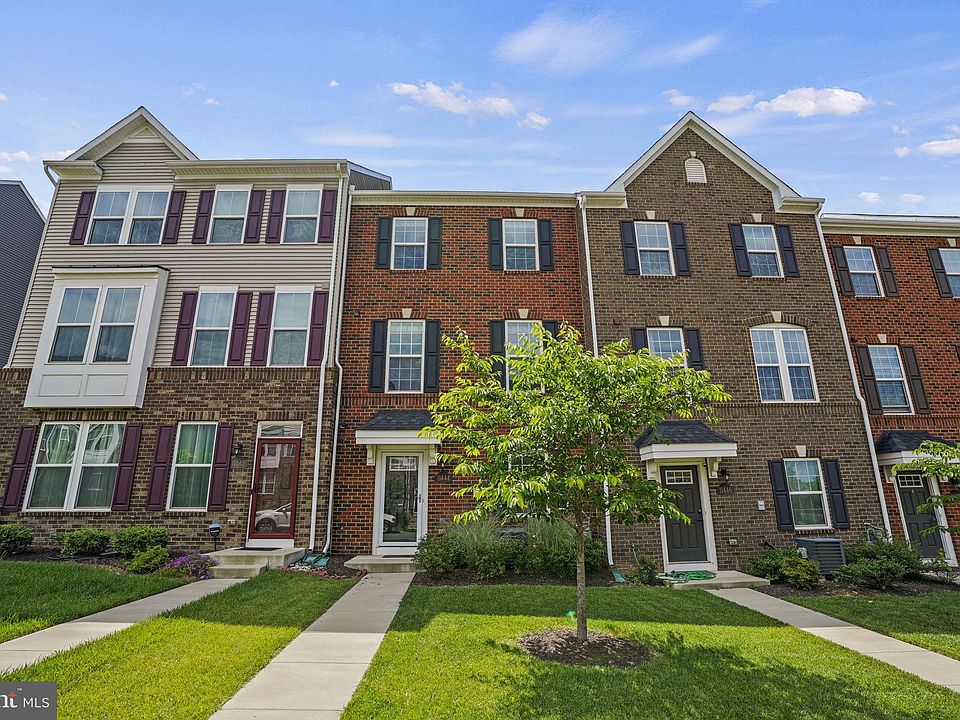 1st image of 11444 Willow Green Cir