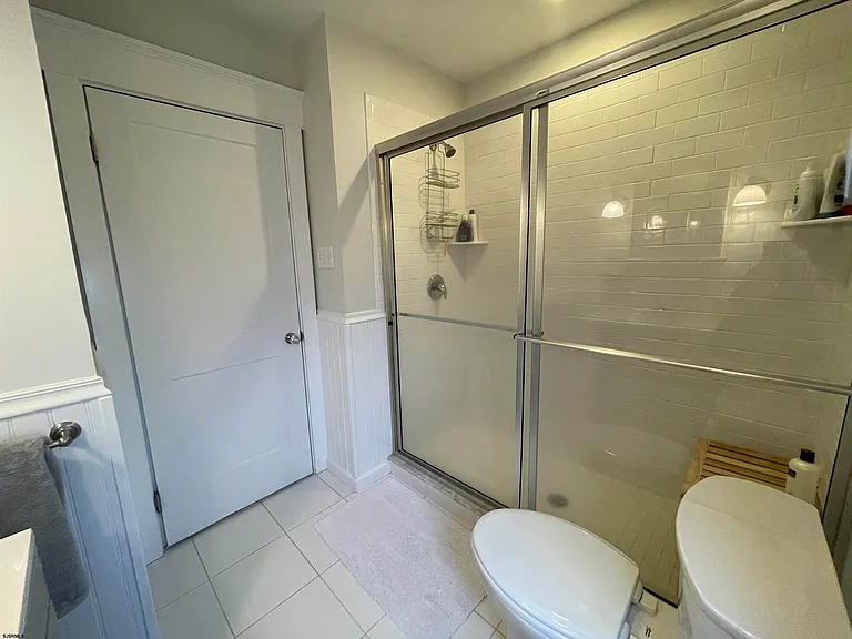 112 N Belmont Ave #WINTER — Photo 26
