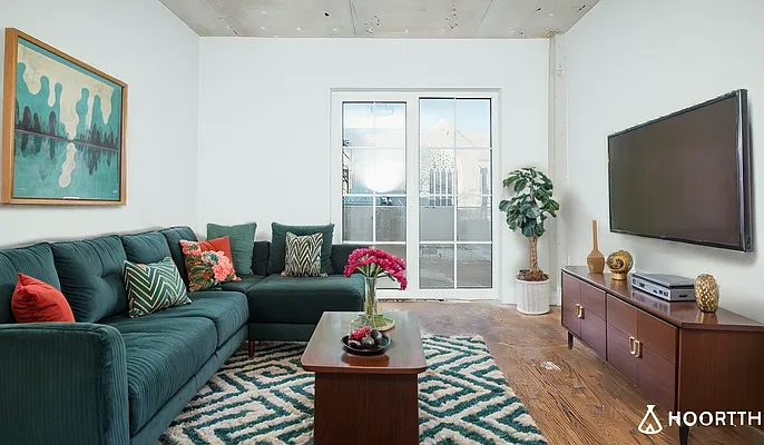 Rented by Nooklyn NYC LLC | media 45