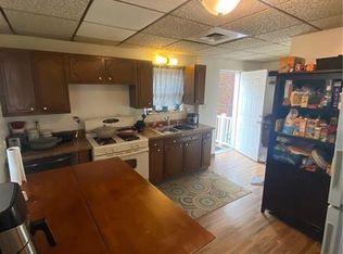 303 Walnut St, Homestead, PA 15120