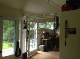 21 Hill 99, Woodstock, NY 12498