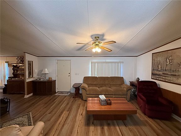 3rd image of 1106 Gary Rd