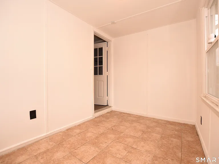 85 Stillson Rd — Photo 12