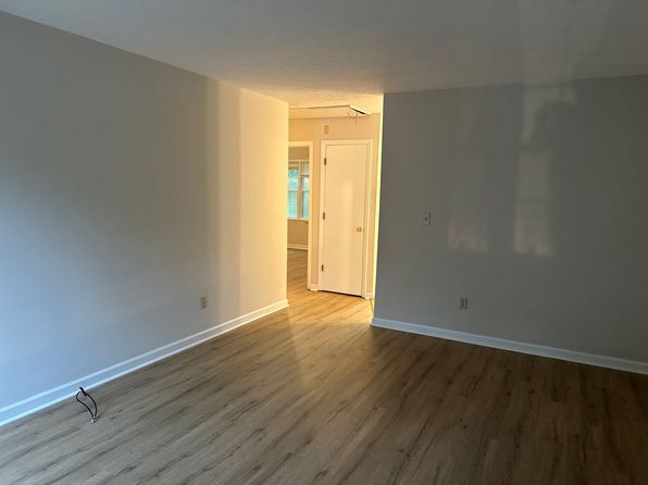 101F Lovely Mount Dr, Radford, VA 24141
