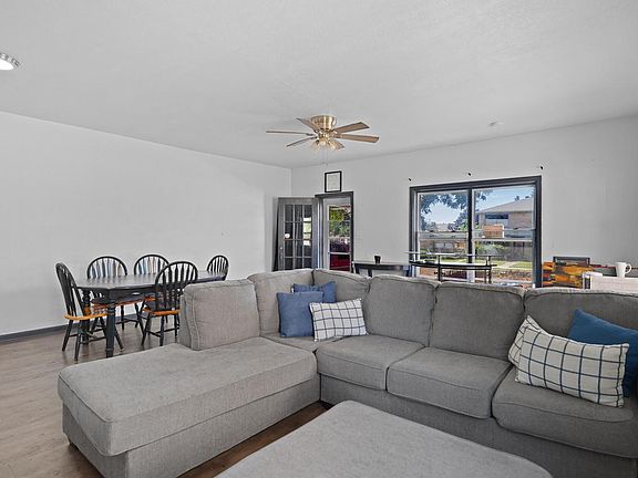 4th image of 3806 Washington AVENUE