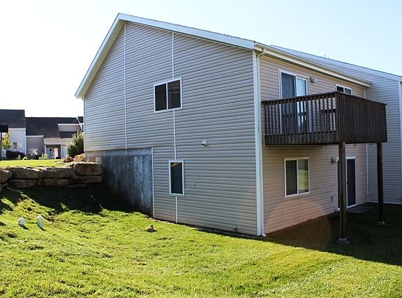 2nd image of 1325 Newfoundland Dr