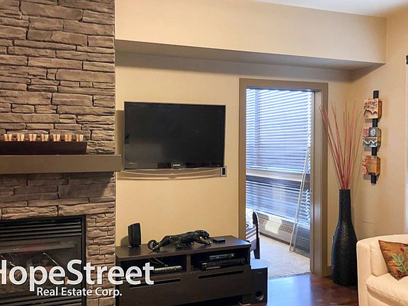 3rd image of 35 Inglewood Park SE #504