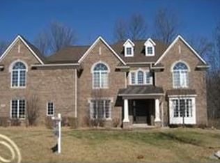 8156 Chatham Ct #37, Canton, MI 48187