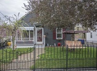42 Hillcrest Ave, Seekonk, MA 02771