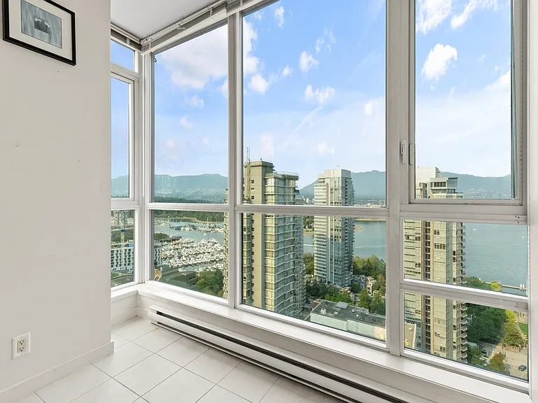 1189 Melville St #2601 — Photo 15