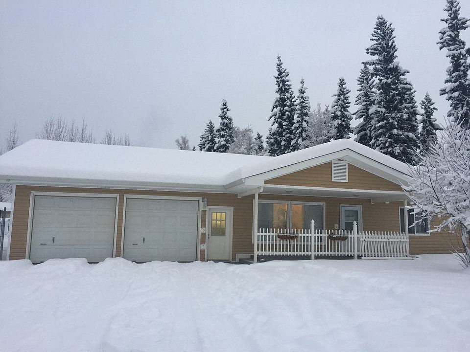 1st image of 239 His Majestys Ave