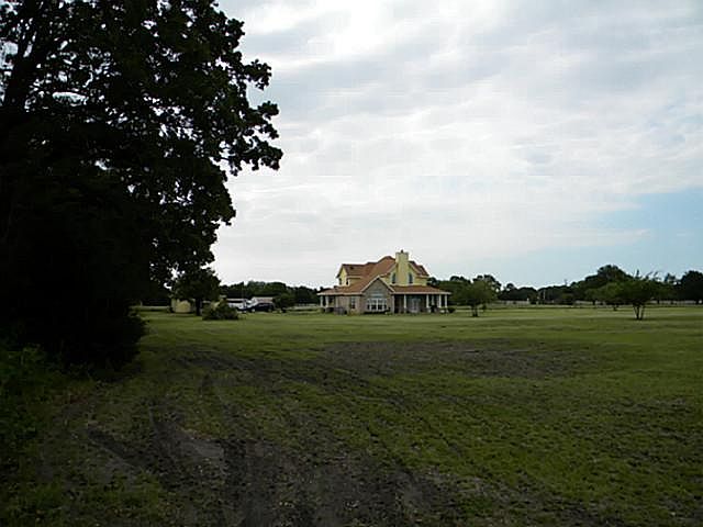 1st image of 545 N Fm Road 1389