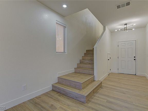 4th image of 9318 Apollo Heights Ave