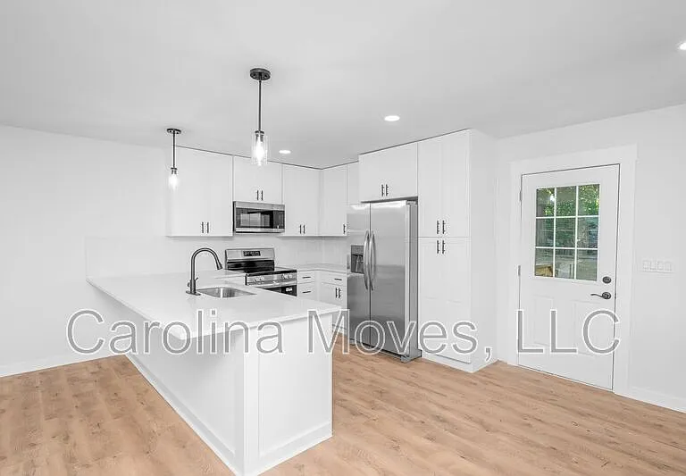 10 Valley View Ln — Photo 6