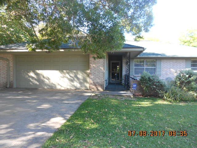 1st image of 1207 Mary Frances St