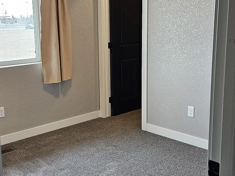 Upstairs 2nd Bedroom