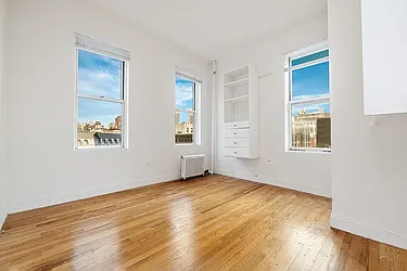 240 Sullivan Street, #17