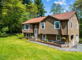 40 Westfall Rd, Pelham, NH 03076