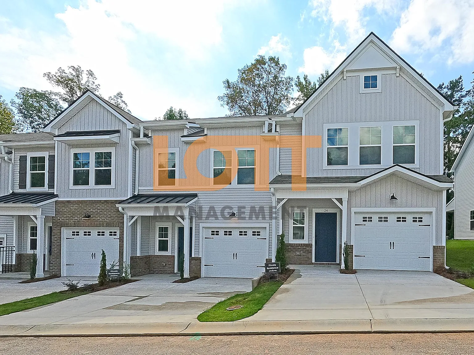 3 bed, 2.5 bath, 1648 sqft, $2,025 — Photo 2