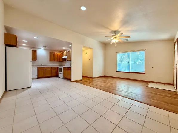 RD T 13-508 , 23-898, 1547-1549 SW Rimrock Dr #13-508, Redmond, OR 97756