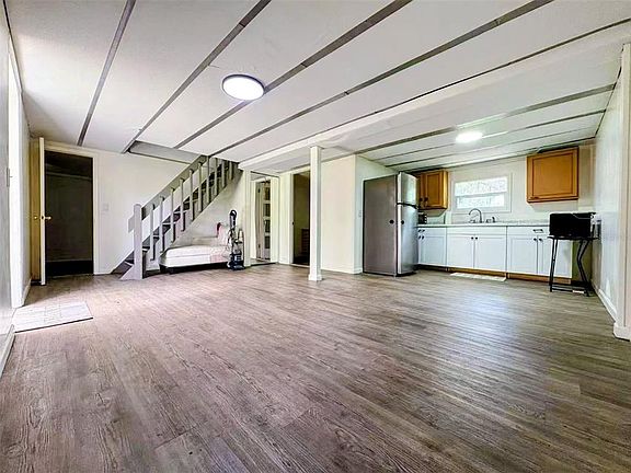 3rd image of 3607 Ranch Rd
