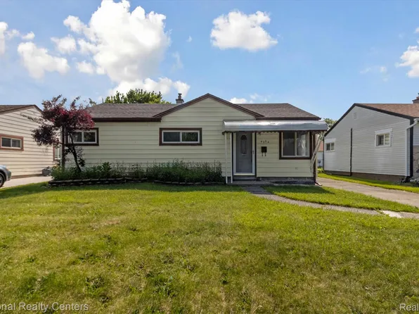 6224 Gilman St, Garden City, MI 48135