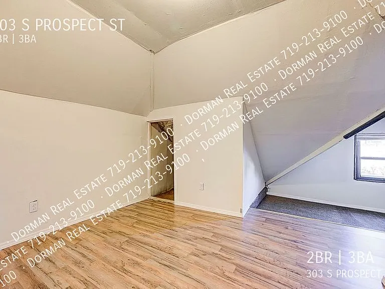 303 S Prospect St — Photo 2