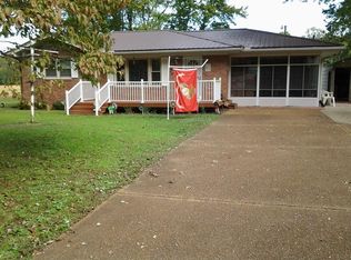 805 Old Humboldt Rd, Jackson, TN 38305