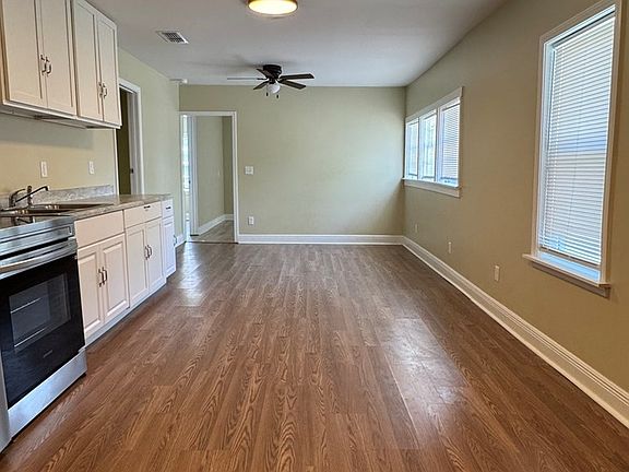 5th image of 120 Bosser Ave