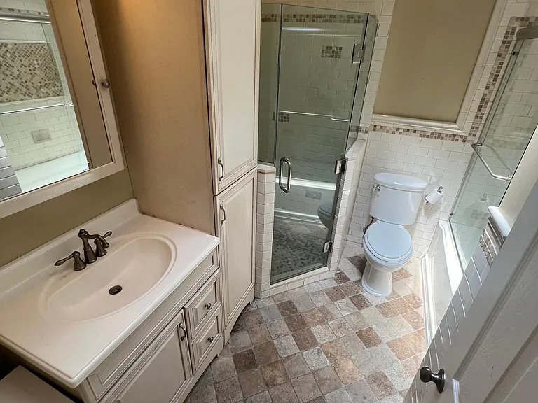 3204 Fanshawe St #2 — Photo 8