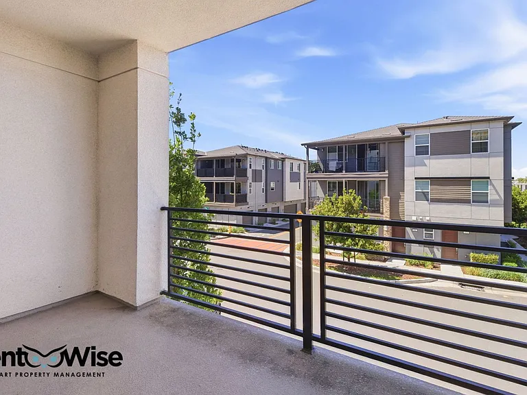 29384 Hub Ln — Photo 22