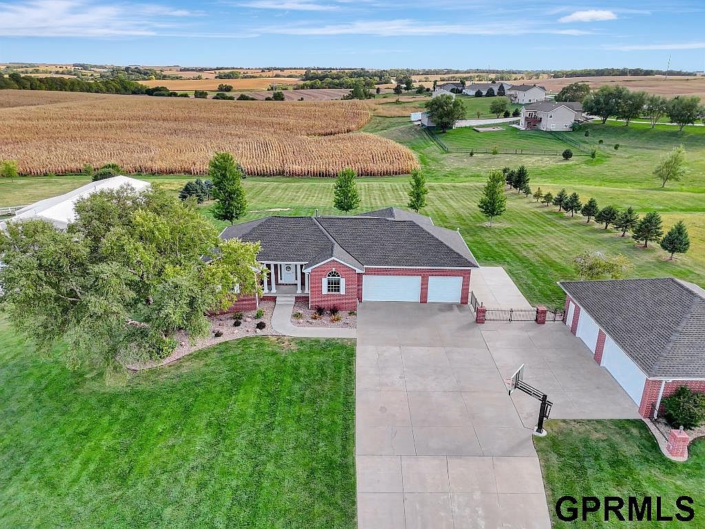 5616 I Rd, Nebraska City, NE 68410 Zillow