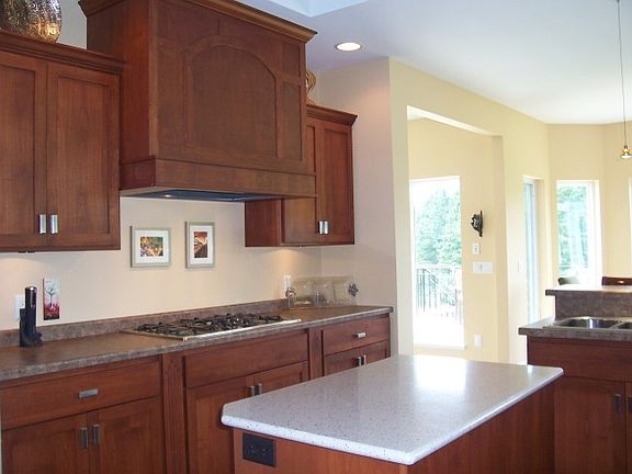 5th image of 1708 Green Vista Dr