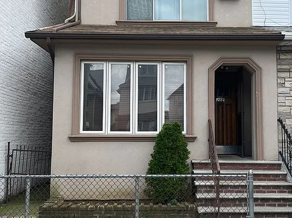 122 Avenue N, Brooklyn, NY 11230